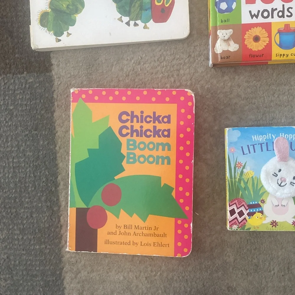 Children’s developmental book bundle x18